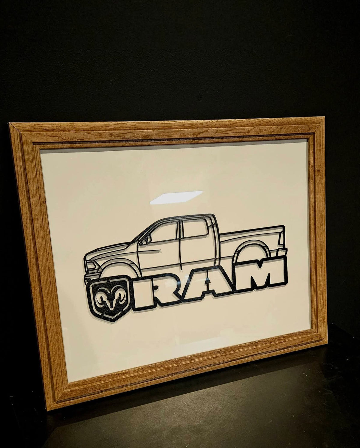 Cadre silhouette Dodge RAM